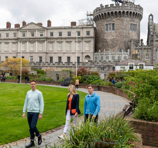 WIN a private walking tour of Dublin's Georgian architecture with lunch at the Merrion Hotel