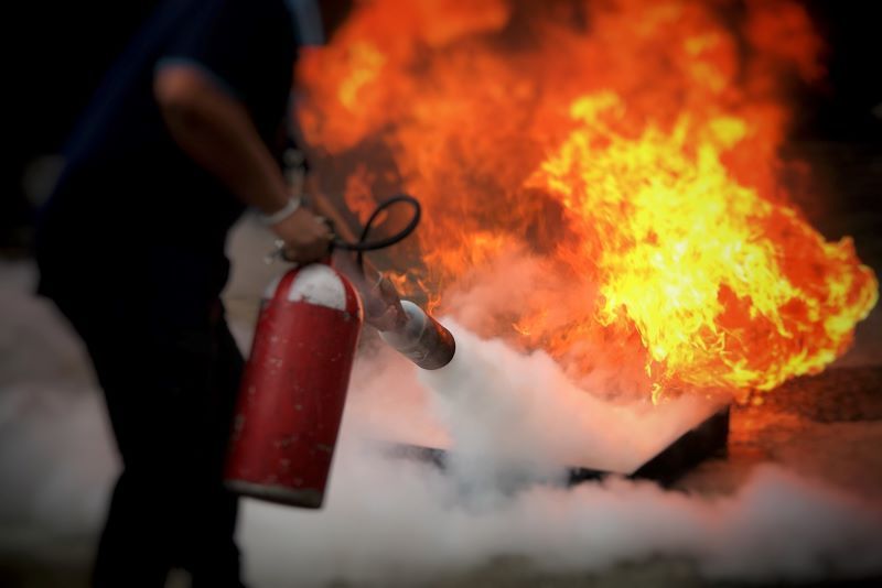 Co Clare teen rescues children from house fire, returns to battle the blaze
