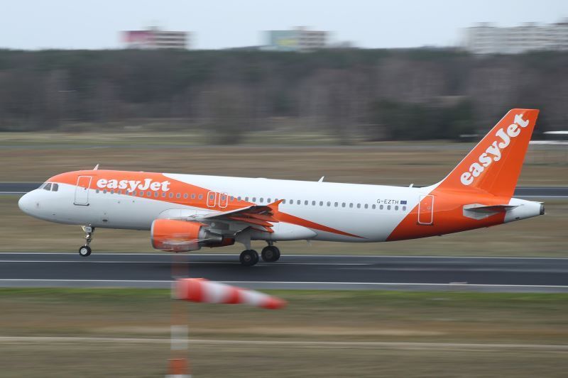 Elderly blind man from Northern Ireland thrown off flight after accused of being drunk