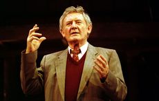 Cork actor and comedian Niall Tóibín has died, aged 89