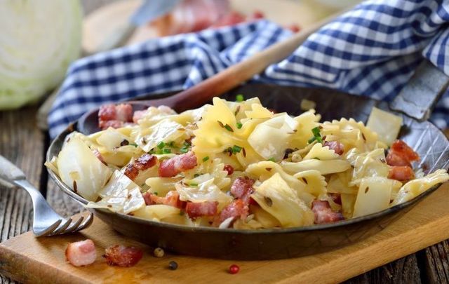 Bacon and cabbage pasta sounds unusual, but this chef promises it\'s delicious!