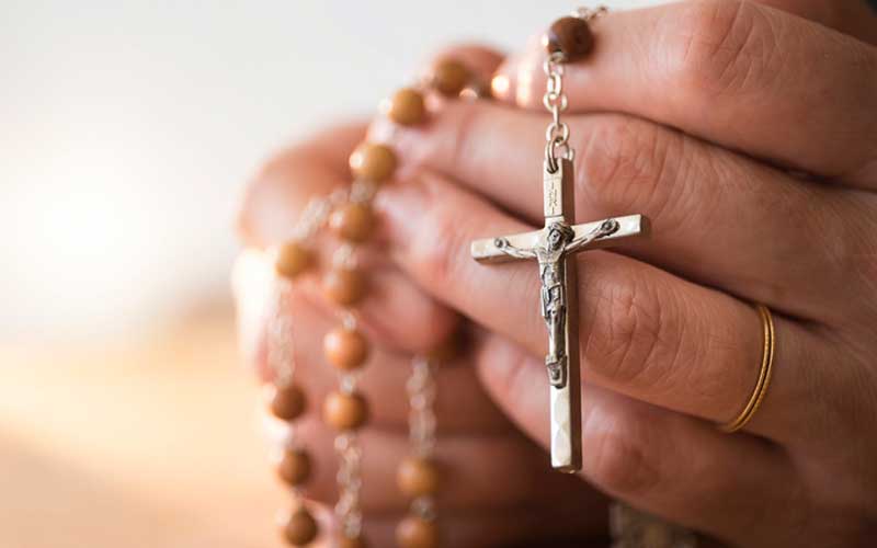 Irish people continue to pray despite avoiding Mass 