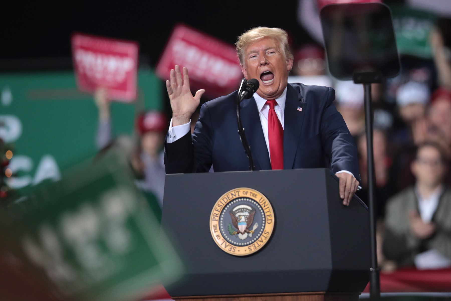 Irish helped Clinton handle Impeachment much better than Trump
