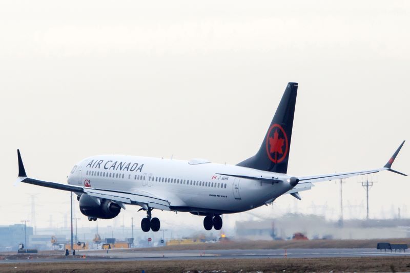 Irish woman forced to sit in her own urine for seven hours on Air Canada flight