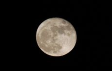 Ireland’s first full moon of 2020 coincides with a lunar eclipse tonight