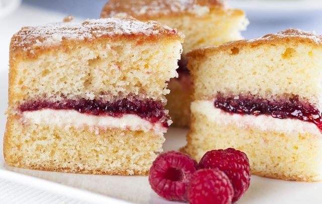 Teatime in Ireland: Victoria sponge.