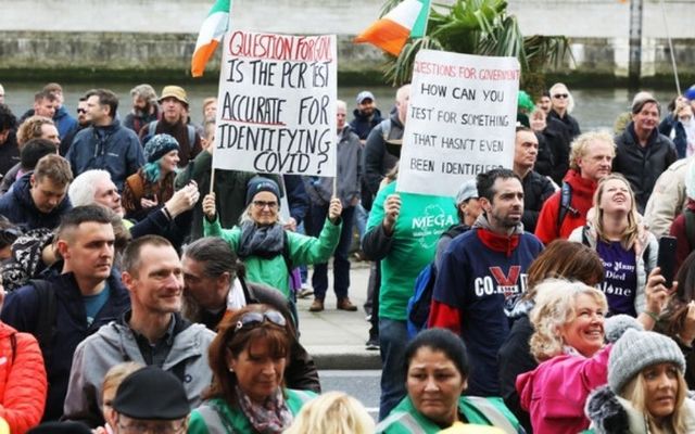 Anti-lockdown protesters at the Custom House in Dublin. 