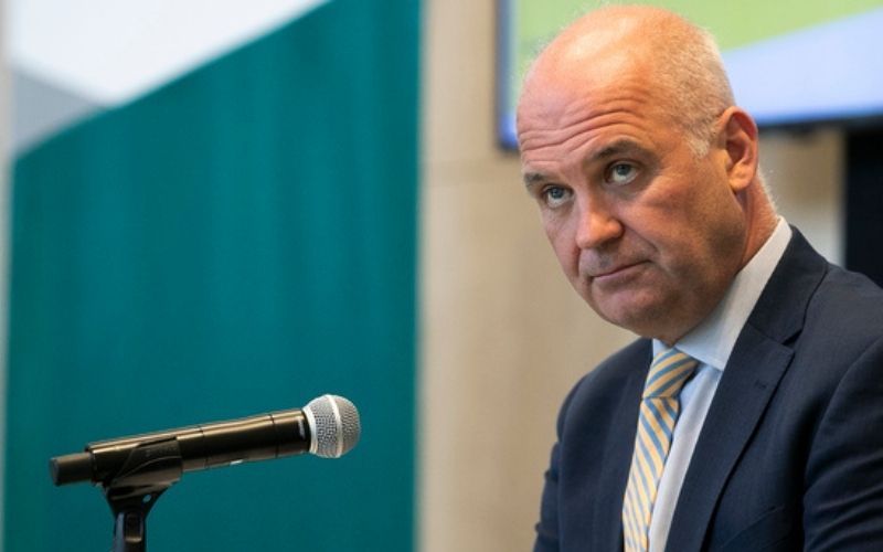 Shock as complete lockdown in Ireland recommended by COVID expert committee 