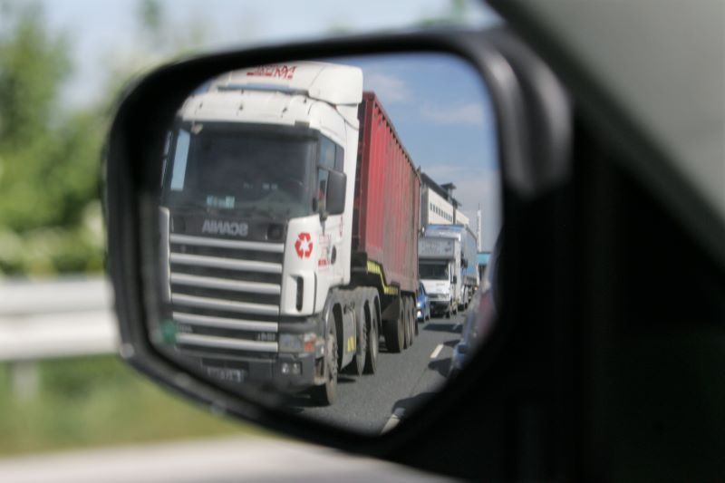 Irish truckers push back at potential post-Brexit system