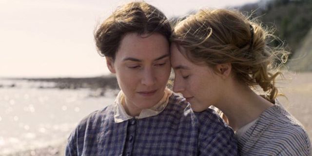 Kate Winslet and Saoirse Ronan in Ammonite.