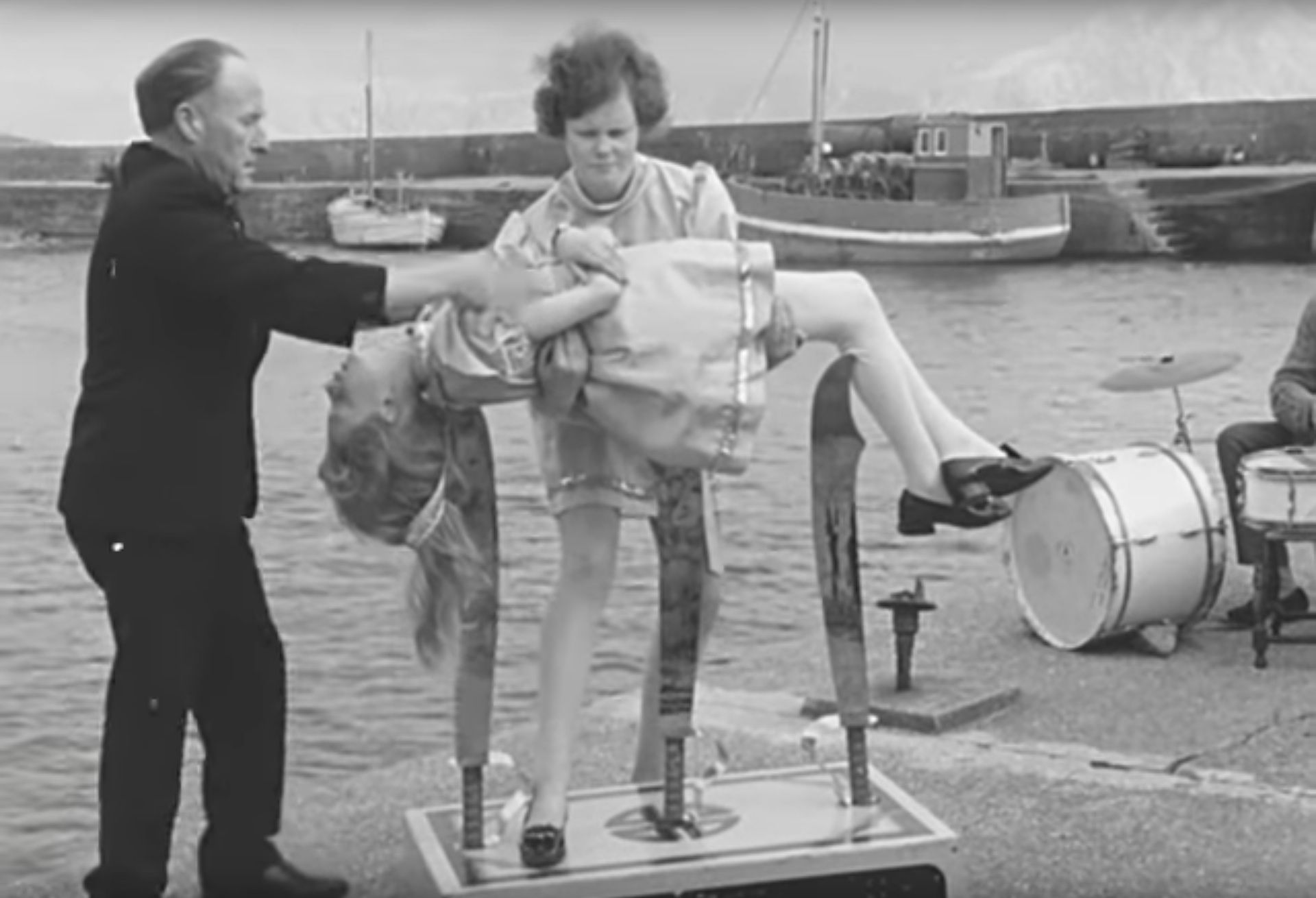 Instagram page with weird and bizarre footage from Ireland's past is comedy gold