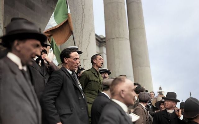 A colorized photograph of Éamon De Valera addressing a crowd in Ennis. 