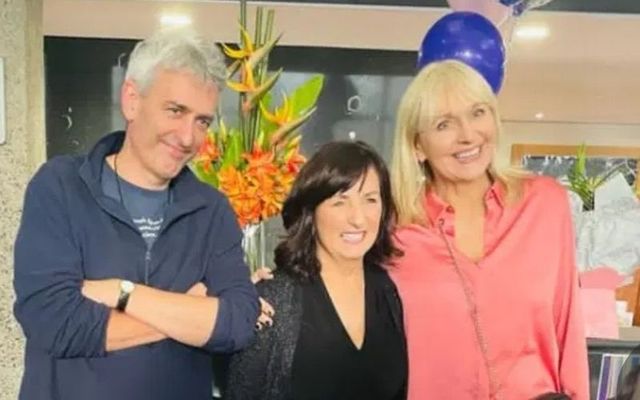 David McCullogh (right) and Miriam O\'Callaghan (left) with the departing RTÉ employee. 