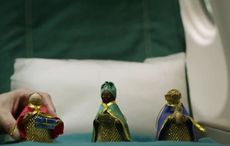 WATCH: Aer Lingus flies little pieces of home to Irish trapped abroad