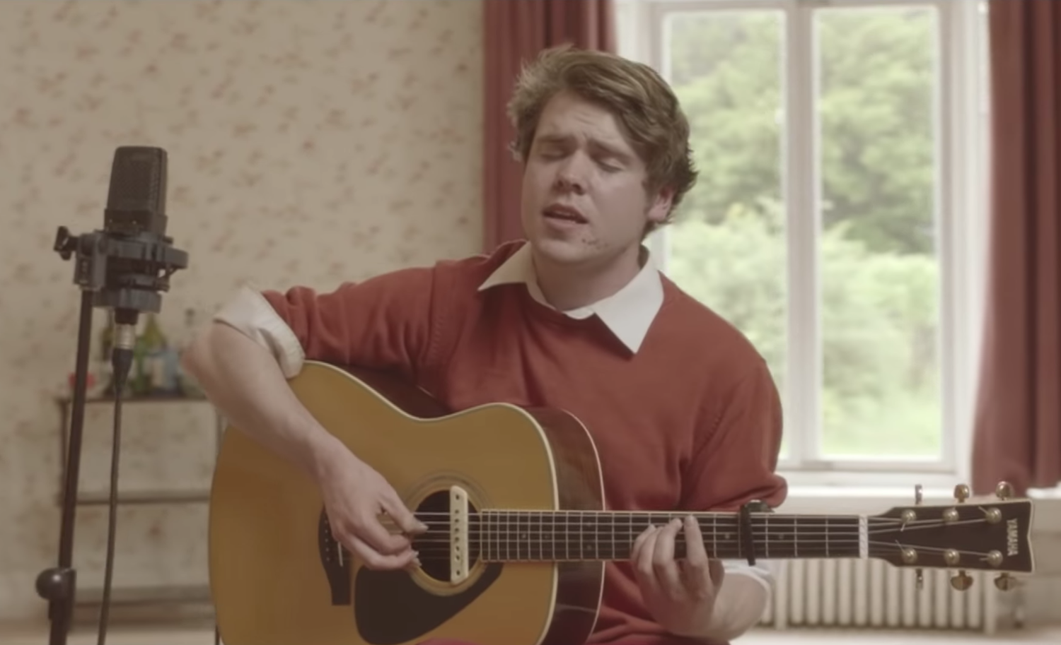 Bringing old and new together this Kerry singer is making waves