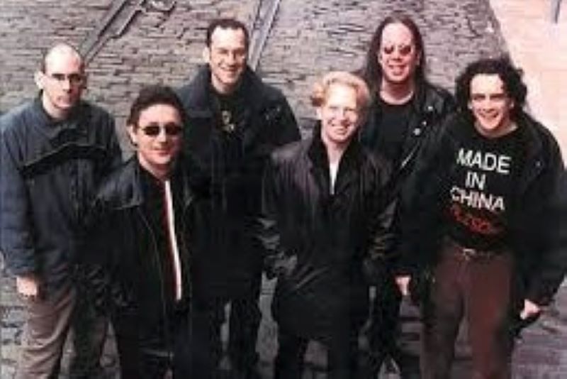 Larry Kirwan on fan favorite Black 47 album "Elvis Murphy's Green Suede Shoes"