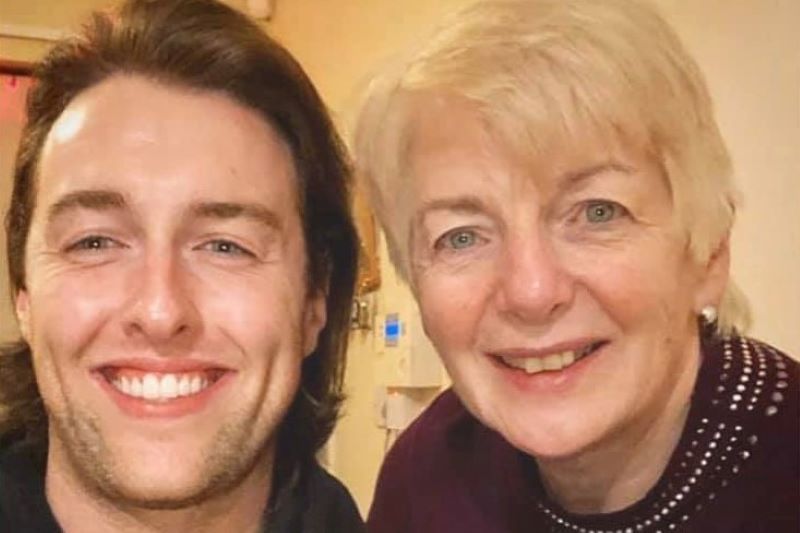 WATCH: Irish man sings emotional tribute to his late mother