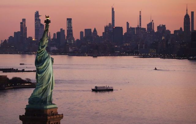 The city that never sleeps, New York City, has gone in to quarantine. 