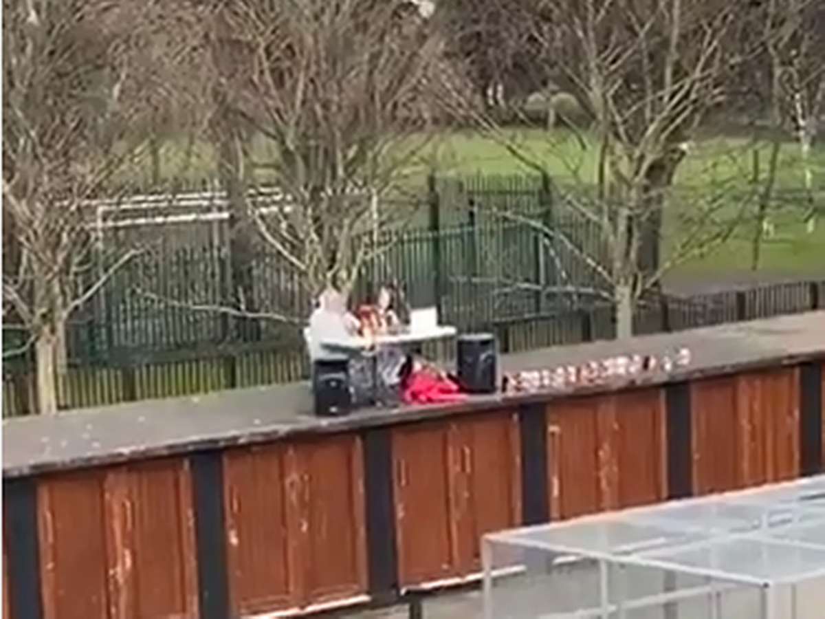 WATCH: Dubliners get creative with "balcony bingo" during shutdown