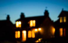 Ireland encouraged to “shine a light” for healthcare workers Easter weekend