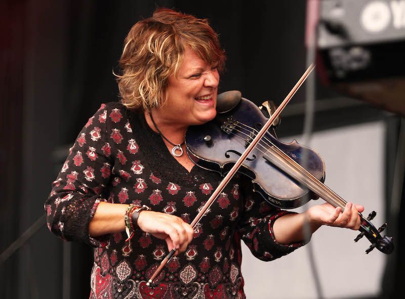 WATCH: Eileen Ivers live stream performance!