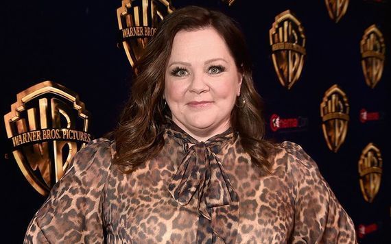Melissa McCarthy makes heartwarming appearance on "Celebrity IOU"