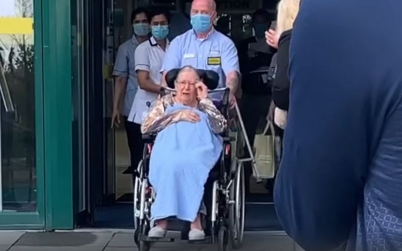 Dublin grandmother hailed a hero after beating coronavirus