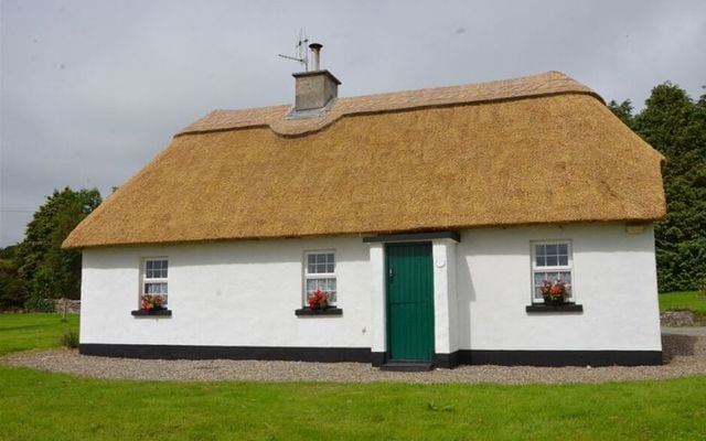 The cottage is located just outside the village of Feakle in County Clare. 