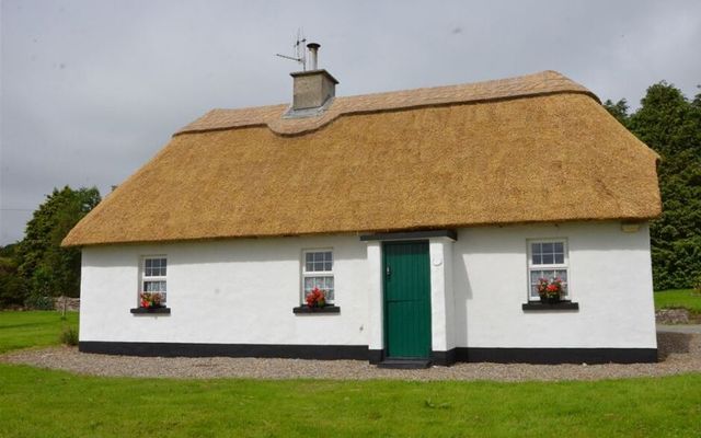 The cottage is located just outside the village of Feakle in County Clare. 