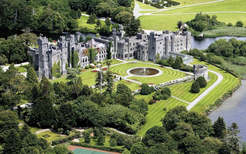 Young couple enjoys COVID lockdown dream at Ashford Castle