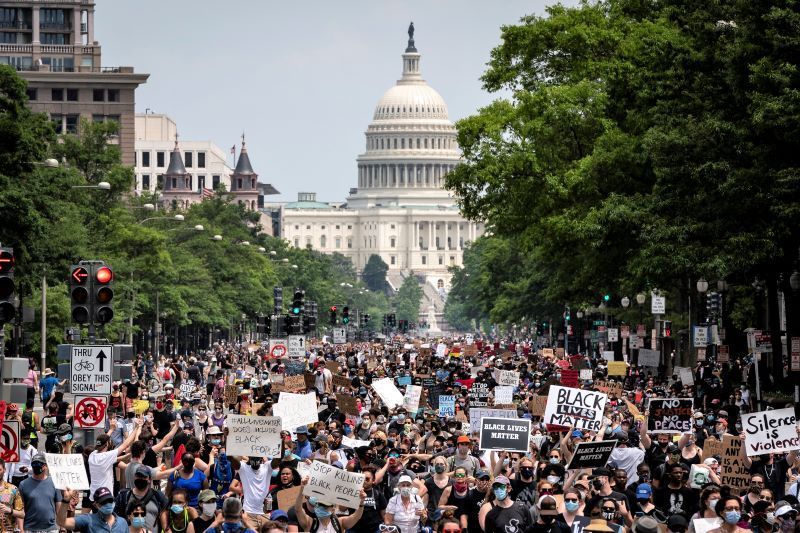 The public is in charge - The times they are a changin'