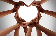 Irish American hero shops for seniors afraid of COVID-19 spread