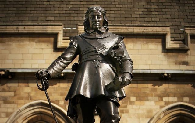 The statue of Oliver Cromwell in London.