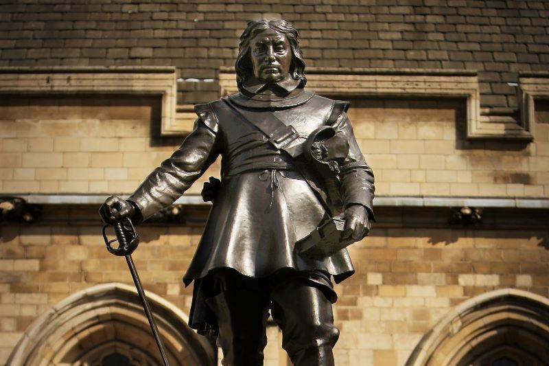 Boris Johnson says London's Oliver Cromwell statue should stay