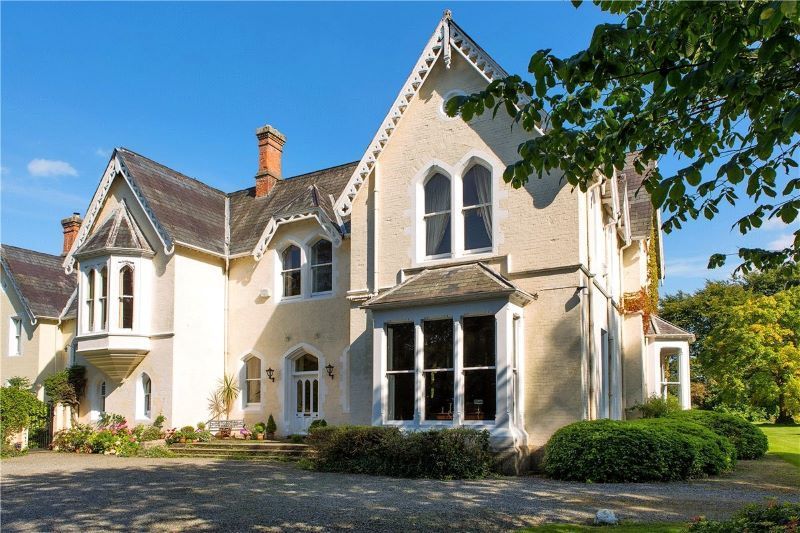 Double O My! Sean Connery’s stunning former home in Ireland for sale