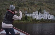 Rising reports of American tourists in Ireland during COVID