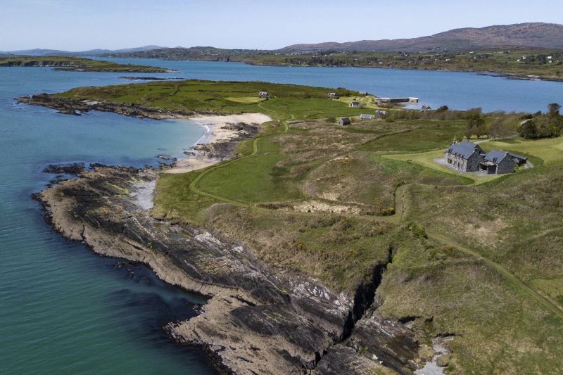 Luxurious private island off the coast of Ireland has sold for over €5.5 million