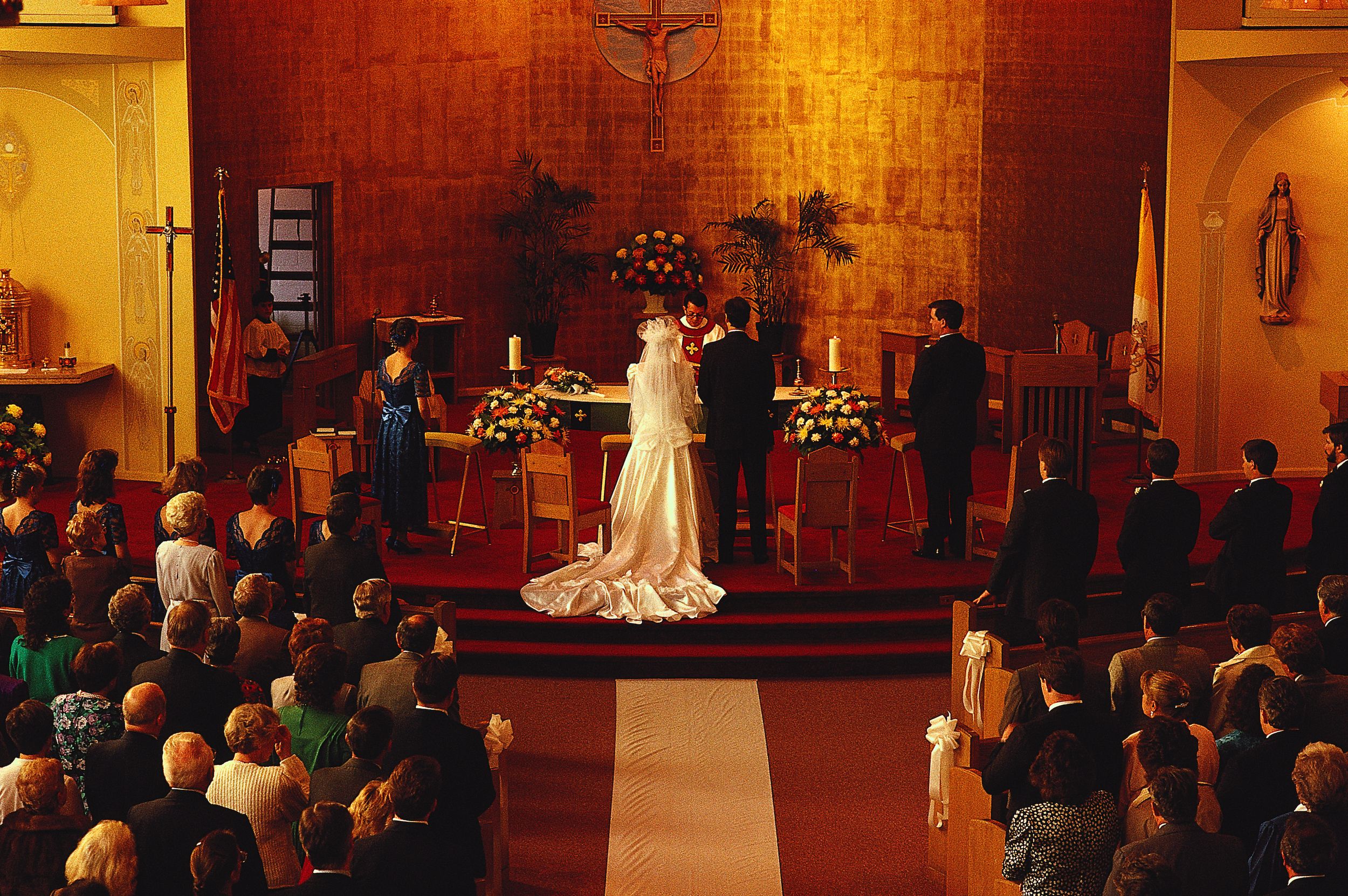 Irish Catholic Church breaks tradition holding weddings on Sundays