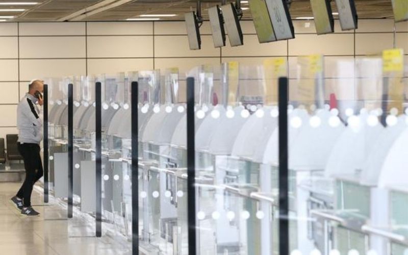 Unemployed Irish will have assistance stopped if they travel abroad