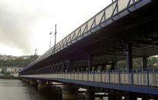 Man heroically rescues drowning stranger from Derry river