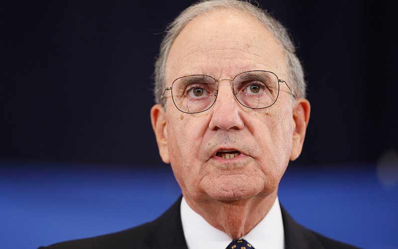 Former Senator George Mitchell receiving treatment for cancer, say family
