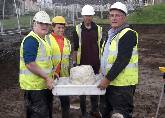 Fadó Archaeologists unearthed a Bronze Age urn, while digging on the site of a new Donegal hospital.