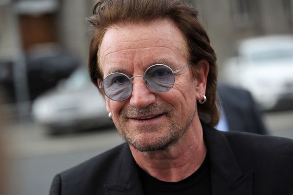 U2 frontman Bono is among hundreds of Irish artists calling for increased support for the live entertainment industry.