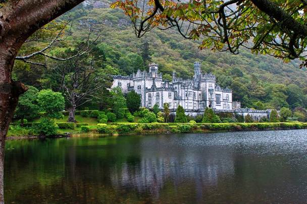 Kylemore Abbey: A Benedictine monastery on the grounds of Kylemore Castle, in Connemara, County Galway,