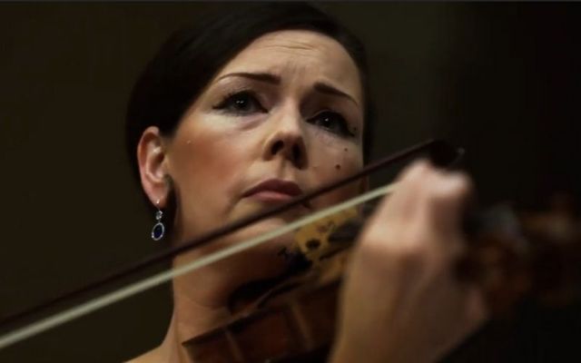 Irish violinist Patricia Treacy performing at Chicago\'s Old St. Patrick\'s Cathedral ahead of Joe Biden\'s inauguration.