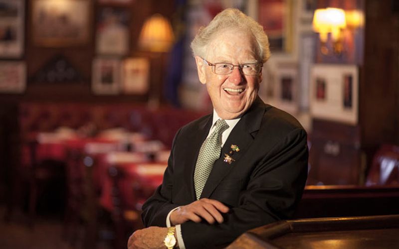 Legendary Jimmy Neary, who welcomed presidents, cardinals and VIPS to his famous pub, dies at 91