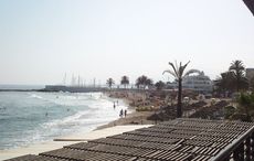 Tragedy as Irish man, 24, drowns in pool at Spanish resort