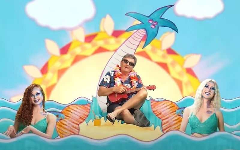 WATCH: Daniel O'Donnell has released a new music video and fans are going crazy