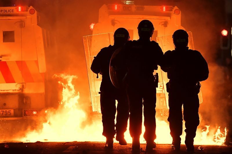 Two youths out on bail after "disgraceful" NI Protocol protest in Belfast