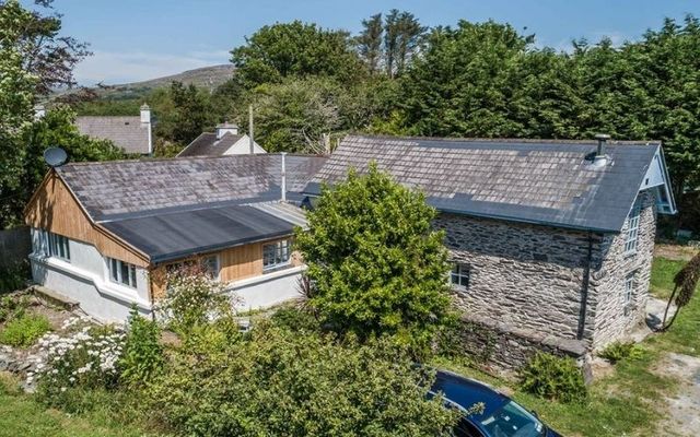 Willard\'s Barn in the village of Schull, West Cork